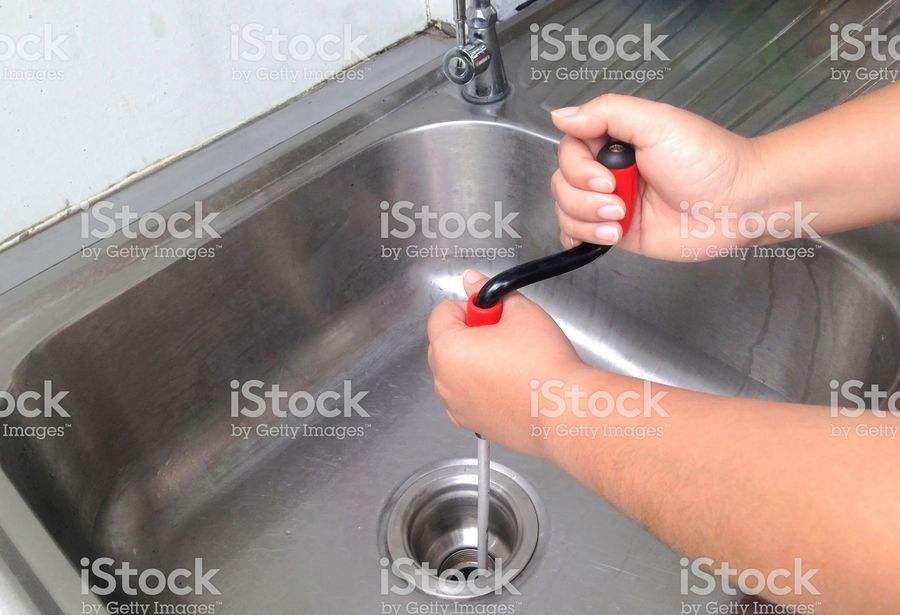 istockphoto-1163260376-2048x2048(2) Sewer inspection